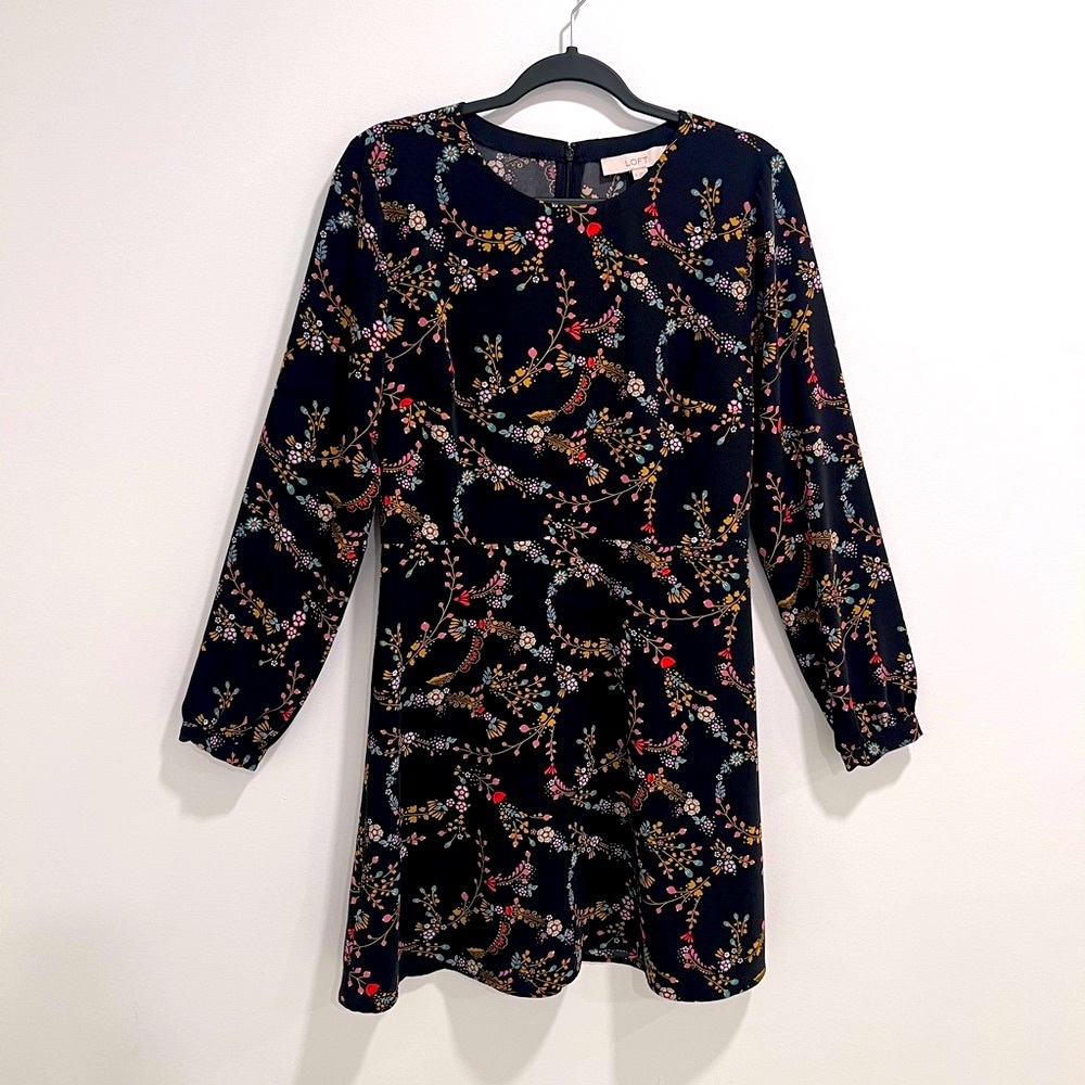 LOFT Women’s Long Sleeve Back Zip Printed Mini Dress Size 8